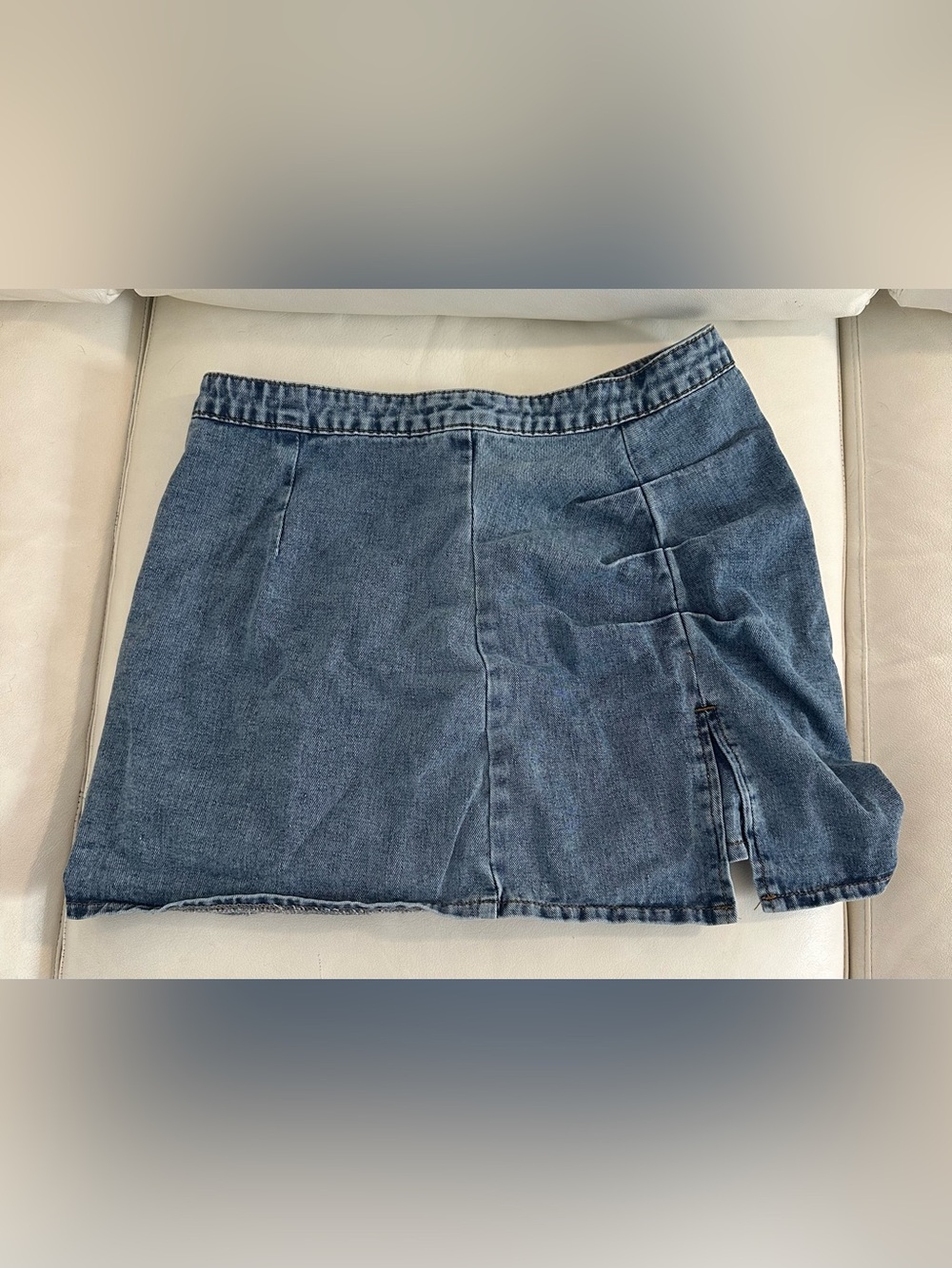 SHEIN Blue Denim Skirt with Contrast Topstitch